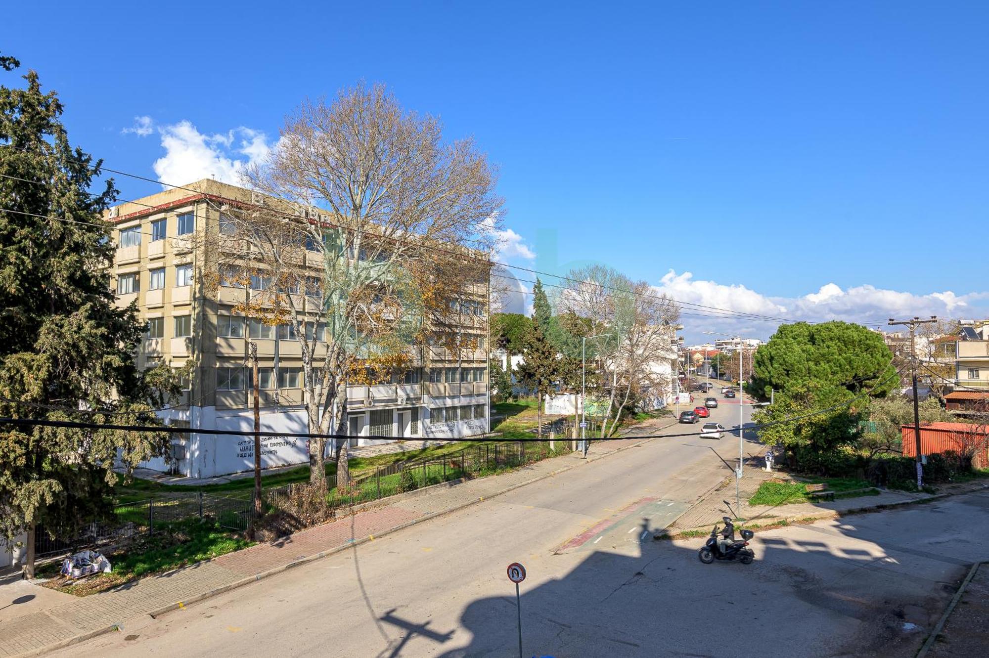 Luxurious Tsimiski 2nd Floor Apartment