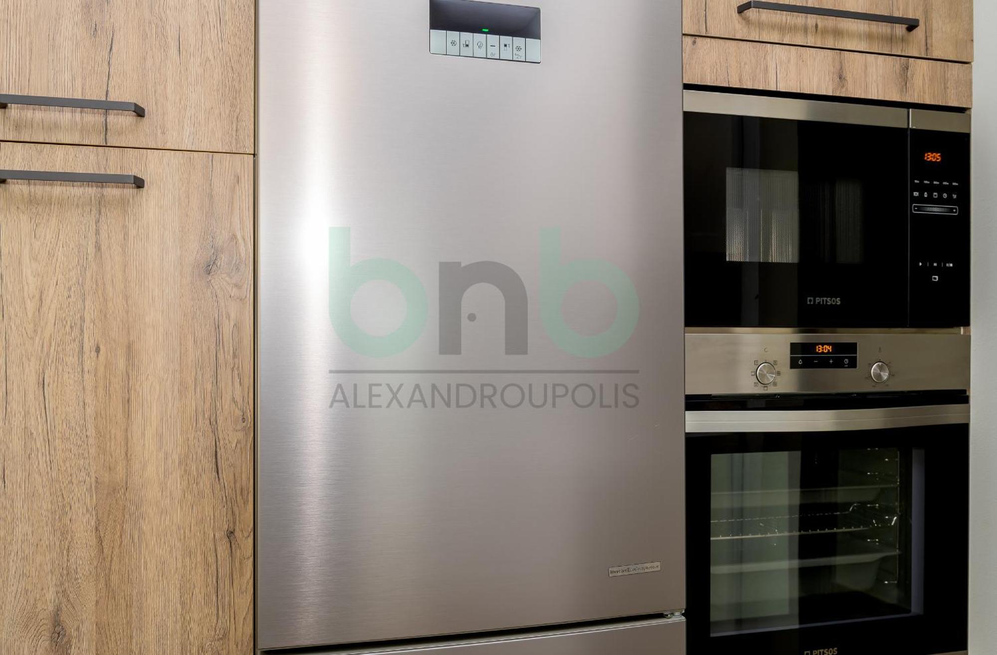 Luxurious Tsimiski 2nd Floor Apartment