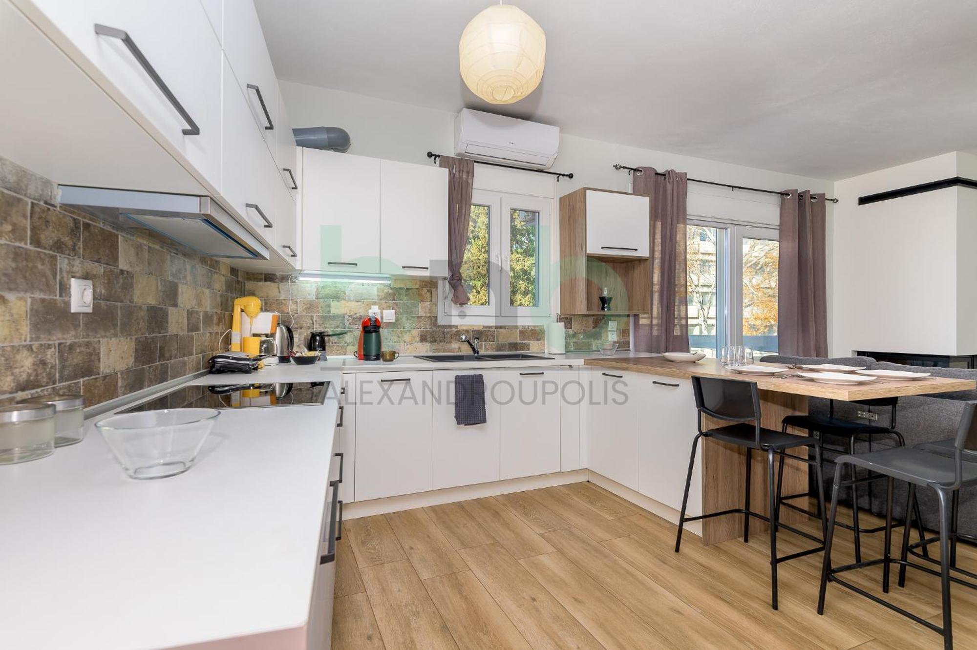 Apartment Luxurious Tsimiski 2nd Floor Alexandroupoli